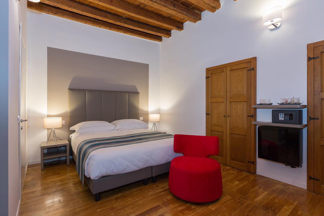 Ai Suma Hotel Милано Екстериор снимка